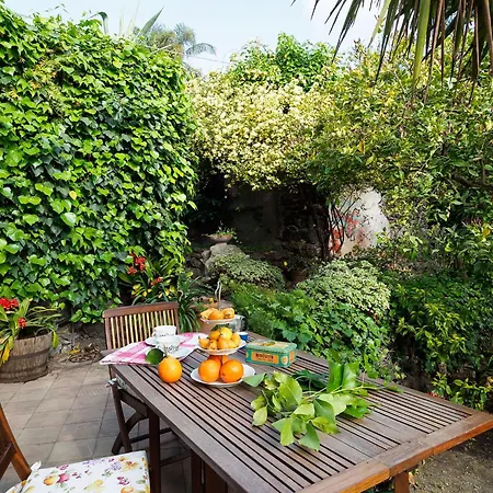 Casa Edera Holiday home *